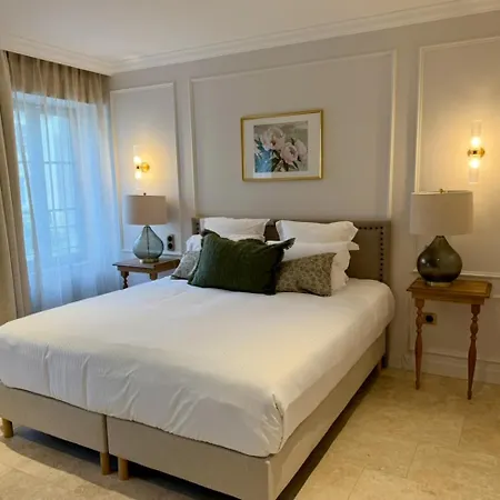 Maison Turenne Hotel 3*