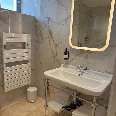 Maison Turenne 3* Martel