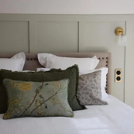 Otel Maison Turenne 3*