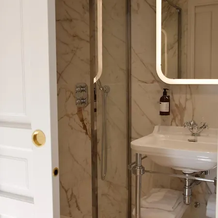 Maison Turenne Otel 3*