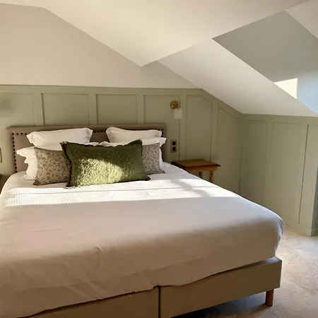 Hotel Logis Maison Turenne
